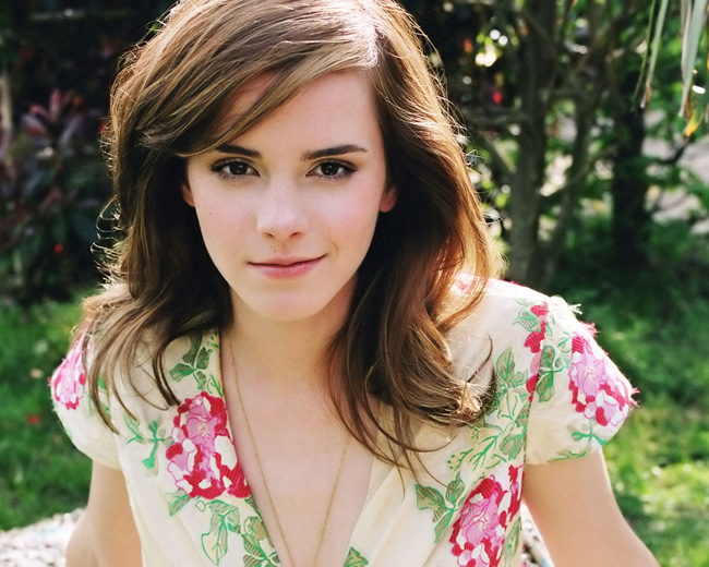 Emma Watson - cô “phù thủy nhỏ” bắt đầu nổi tiếng từ sau series phim Harry Potter.