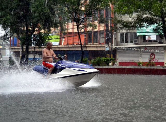 Anh đã bảo rồi mà, kiểu gì cũng có dịp để dùng.