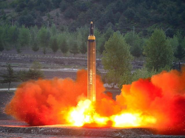 Triều Tiên lần đầu tuyên bố bắn thành công tên lửa liên lục địa