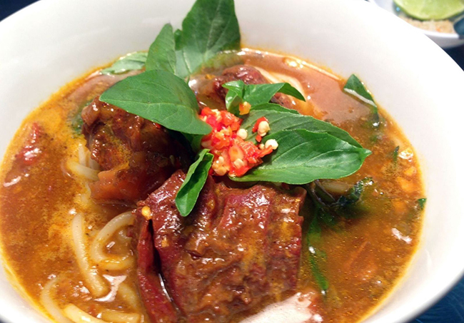 Bún bò cay Bạc Liêu