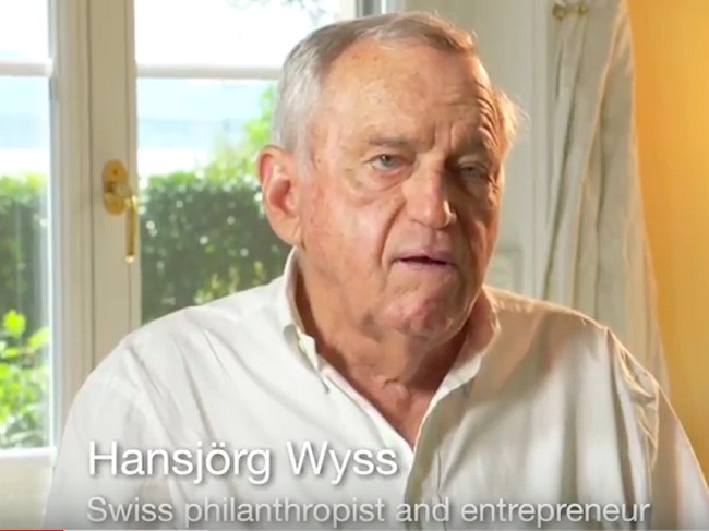 6. Hansjörg Wyss &#40;Thụy Sỹ&#41; lấy bằng MBA tại Harvard năm 1965, là chủ tịch của Wyss Foundation - tổ chức nhân đạo về y tế, giáo dục, nghệ thuật và bảo tồn đất đai. Tài sản ròng của ông khoảng 13 tỷ USD.