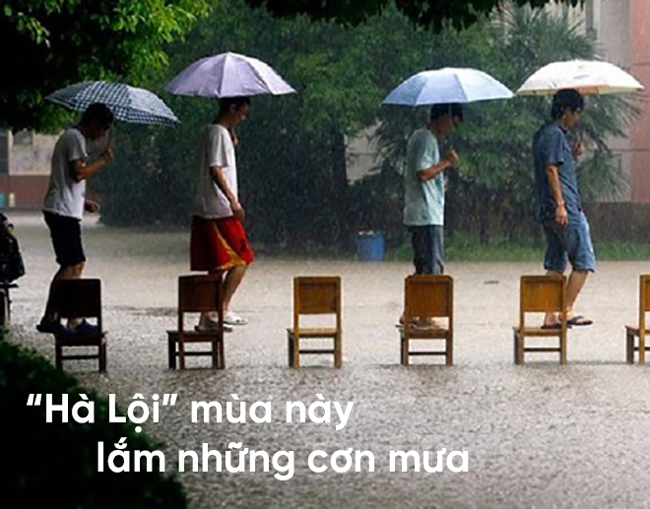 Có bàn chân lặng lẽ...