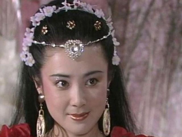 ”Nàng Đát Kỷ đẹp nhất màn ảnh Hoa ngữ” tiều tụy sau scandal hút ma túy