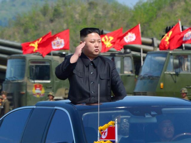 Đằng sau quyết định chưa nã tên lửa vào Guam của Kim Jong-un
