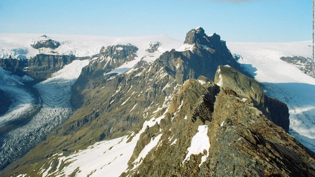 Vườn quốc gia Skaftafell, Iceland: Được hình thành cách đây hàng triệu năm từ phun trào núi lửa và các dòng sông, vườn quốc gia Skaftafell ở miền nam Iceland có nhiều phong cảnh tuyệt đẹp.