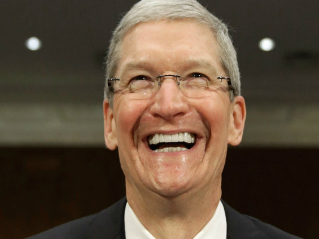 Tim Cook bán cổ phiếu Apple, trúng đậm hơn 43 triệu USD