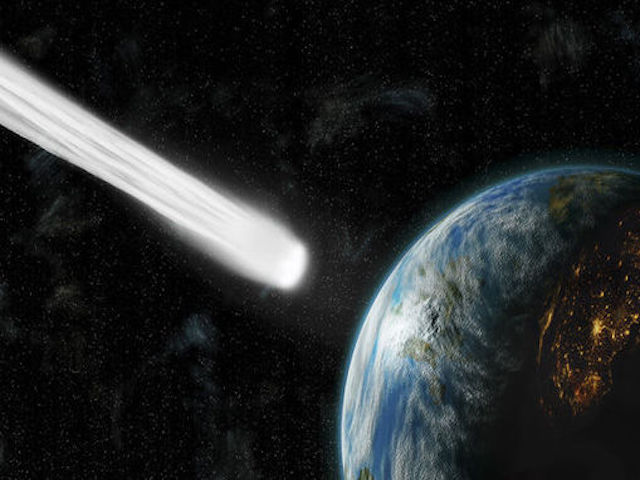 Video: Cận cảnh hành tinh khổng lồ vừa bay sát rạt Trái Đất