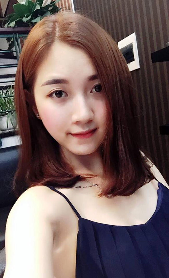 Cận cảnh gương mặt xinh như hot girl của cô giáo tiểu học.&nbsp;