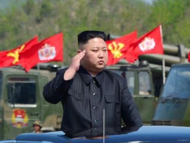 Điều khiến Mỹ-Hàn chùn tay, không dám ám sát Kim Jong-un