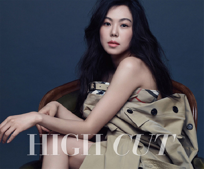 Kim Min Hee còn được gọi là &#34;nàng thơ của đạo diễn Park Chan Wook&#34; - đạo diễn chuyên trị dòng phim rùng rợn, nóng bỏng.