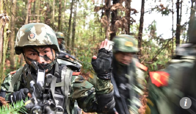 TQ: Súng “AK phiên bản laser”, thiêu cháy mục tiêu cách 1km - 2