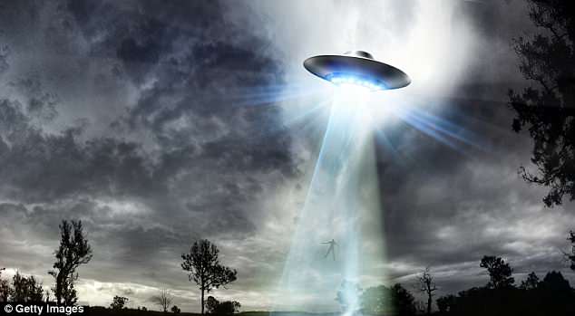 Nửa thế kỷ Anh tìm bắt UFO chế tạo siêu vũ khí vượt Nga, TQ - 1