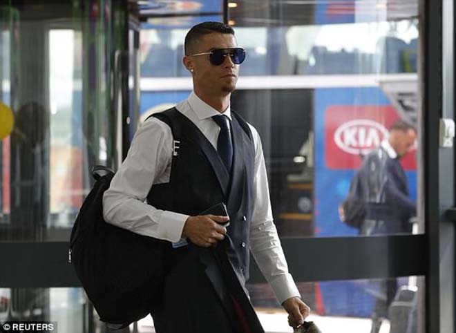 Ronaldo ê chề rời World Cup: Mặc bảnh chọe, đồng đội sợ CR7 chia tay - 3