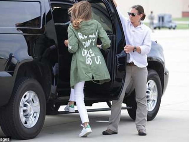 Nhiều người đắc lợi từ chiếc áo "Tôi không quan tâm" của vợ ông Trump