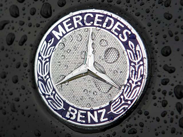 Bảng giá xe Mercedes - Benz cập nhật mới nhất