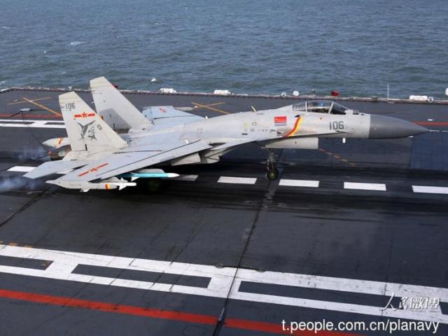 TQ gấp rút phát triển tiêm kích hạm mới thay thế “thảm họa J-15”