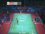 Thể thao - Cầu lông triệu đô: Bị &quot;đàn em&quot; giỡn mặt, Lee Chong Wei ra đòn &quot;ăn cắp&quot;