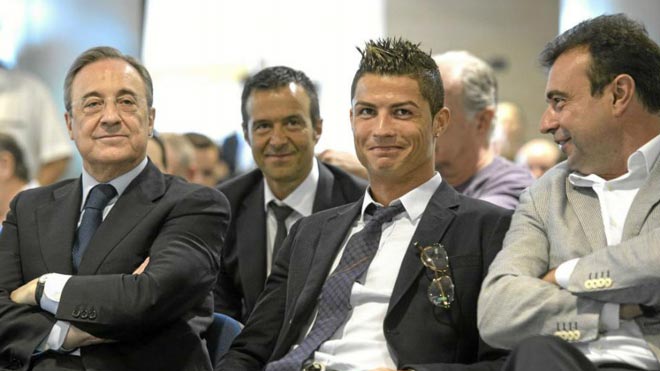 Trực tiếp &#34;bom tấn&#34; Ronaldo rời Real đến Juventus: Mọi chuyện đã xong? - 1