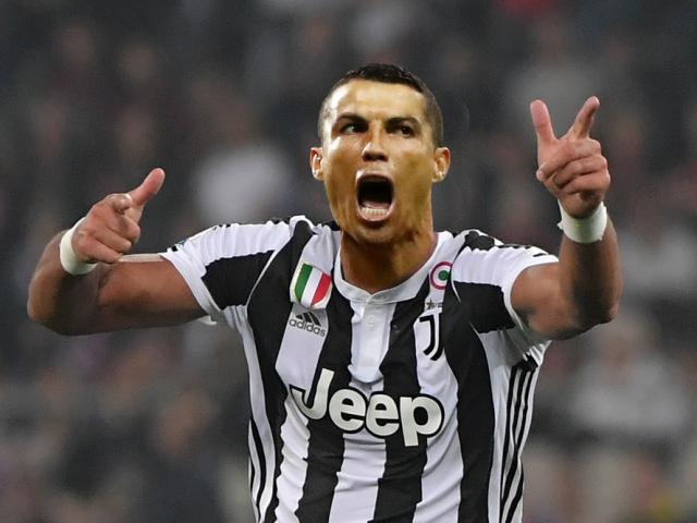 Bí ẩn "bom tấn" Juventus mua Ronaldo: Ông trùm mặt dày, chi tiền như nước