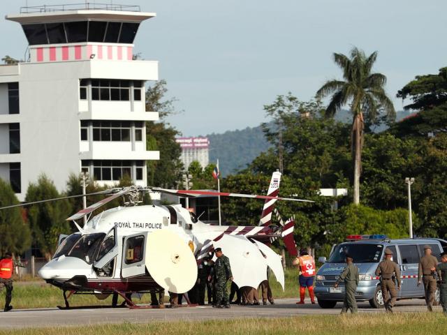Tình hình mới nhất của 8 thành viên đội bóng Thái Lan vừa được cứu