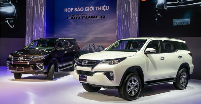 Bảng giá xe Toyota Fortuner cập nhật mới nhất - 2