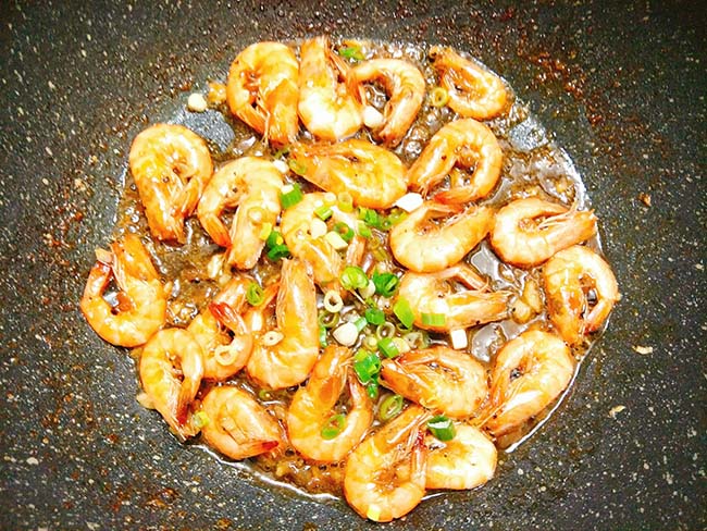 Tôm sốt me chua ngọt đưa cơm vô cùng, ngon không cưỡng được - 6