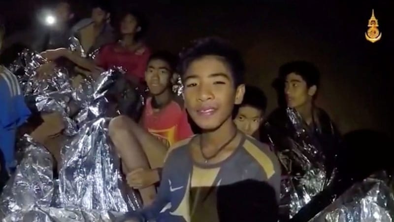 Tình trạng của đội bóng Thái Lan sau cuộc giải cứu thần kỳ - 1