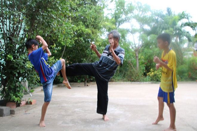 Chuyện chưa kể về người giữ bí kíp điểm huyệt &#34;độc nhất vô nhị&#34; ở Bình Định - 1