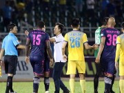 Bóng đá - V-League tăng cường an ninh: Cấm mang vật lạ có thể làm vũ khí vào sân