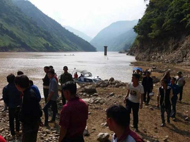 ”Người hùng” cứu 7 người vụ lật thuyền ở Lai Châu