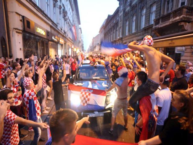 Croatia về nhì World Cup: ”Cuồng nhiệt” như vô địch, cả nước mở hội ăn mừng
