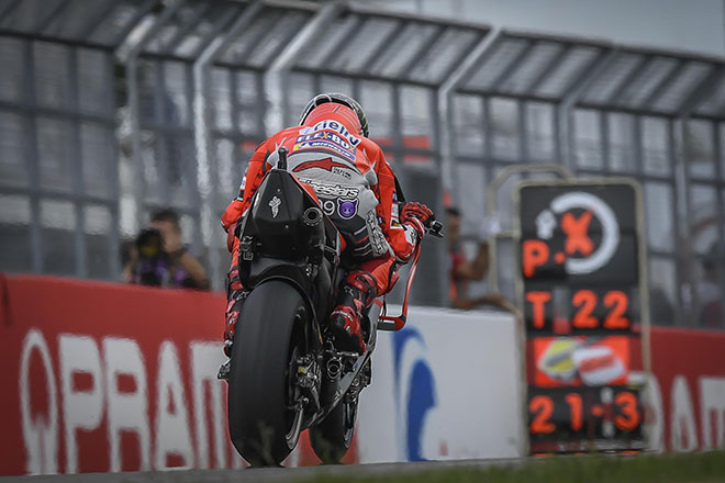 Đua xe MotoGP: Hoàn hảo 9 trên 9, lộ diện nhà vô địch “lượt đi” mùa giải 2018 - 3