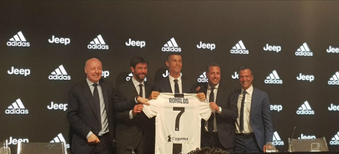 Ronaldo ra mắt Juventus: Tham vọng Scudetto, mơ vô địch C1, xem nhẹ Quả bóng vàng - 1