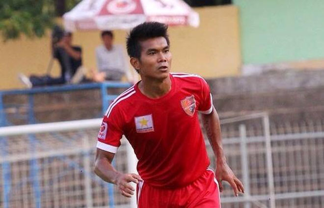 Rúng động bóng đá Việt Nam: Đuổi đánh trọng tài, cầu thủ bị “đuổi thẳng cổ” - 1
