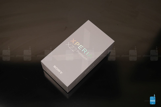 Video mở hộp Sony Xperia XZ2 Premium - 1
