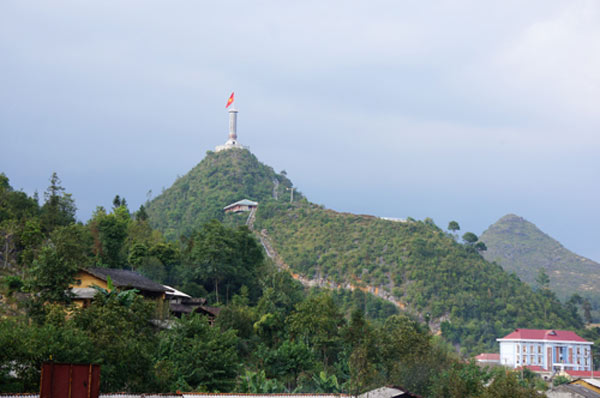 Hà Giang đang ở &#34;tâm bão&#34; điểm thi, 5 điểm đến này vẫn hút khách - 1