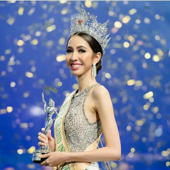 Hoa hậu Hòa bình Indonesia 2018 khiến dân tình phẫn nộ vì kém xinh - 1