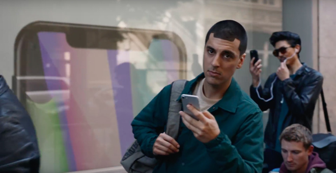 Samsung lại tung video quảng cáo chế nhạo Apple - 1