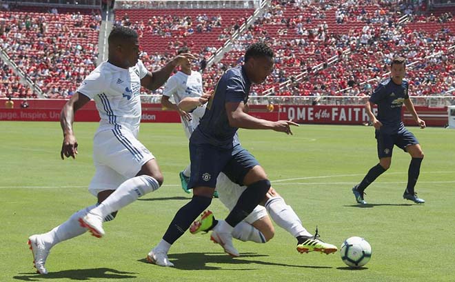 MU - San Jose Earthquakes: 2 lần dội xà ngang, “người nhện” mới siêu đẳng - 1