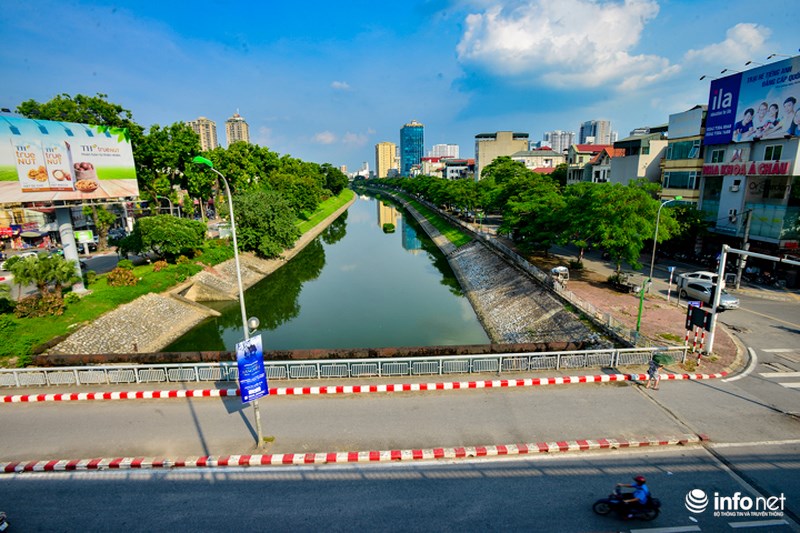 Bất ngờ hình ảnh sông Tô Lịch &#34;lột xác&#34; nên thơ sau đợt mưa dài ngày - 2