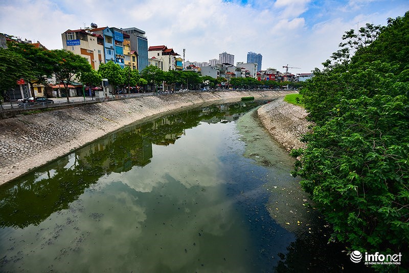 Bất ngờ hình ảnh sông Tô Lịch &#34;lột xác&#34; nên thơ sau đợt mưa dài ngày - 5