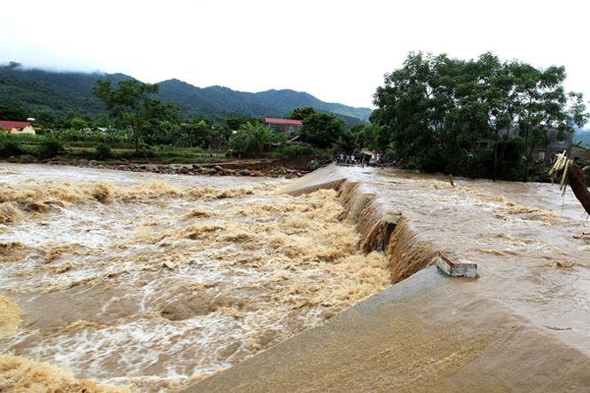 Miền Bắc sắp đón đợt mưa lớn: Lo ngại hàng nghìn hồ đập đang đầy nước - 2