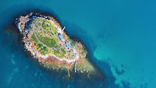 Picnic, Australia: Thuộc sở hữu của Jane và Clem Newton-Brown, hòn đảo nghỉ dưỡng Picnic mở của đón du khách vào năm 2017.