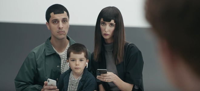 Samsung tiếp tục tung 3 video “dìm” iPhone X - 1