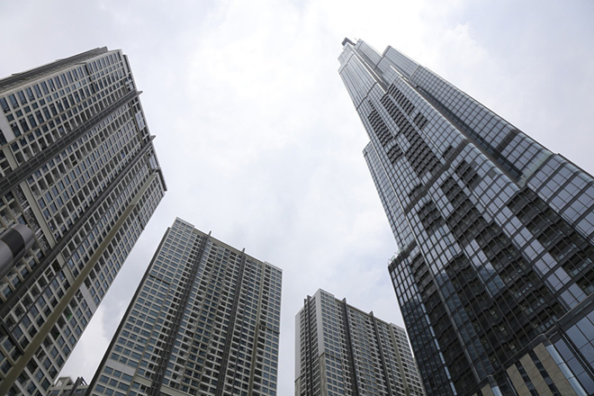 Lên đỉnh tháp tòa nhà cao &#34;chọc trời&#34; The Landmark 81 ngắm Sài Gòn 360 độ - 1