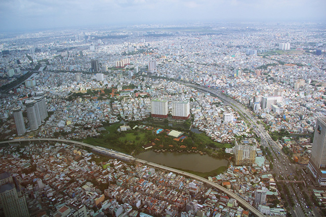 Lên đỉnh tháp tòa nhà cao &#34;chọc trời&#34; The Landmark 81 ngắm Sài Gòn 360 độ - 6