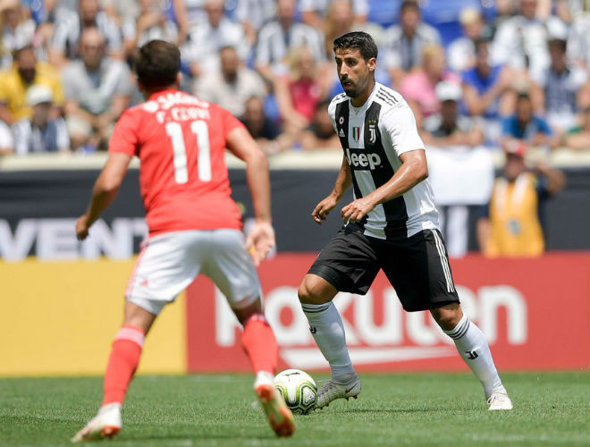 Juventus - Benfica: Tưng bừng siêu phẩm, &#34;đấu súng&#34; đẳng cấp - 1