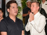 Đời sống Showbiz - Mr. Đàm, Trường Giang thẫn thờ trước di ảnh cố NS Thanh Hoàng