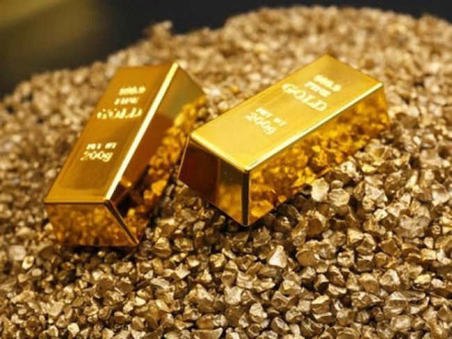 Giá vàng hôm nay 3/8: Bán tháo ồ ạt, vàng xuống mức thấp nhất từ 2017 - 1