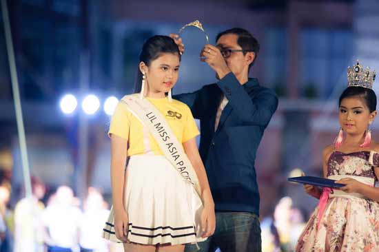 Những điều ít biết về &#34;Hoa hậu nhỏ tuổi nhất Việt Nam&#34; - 1